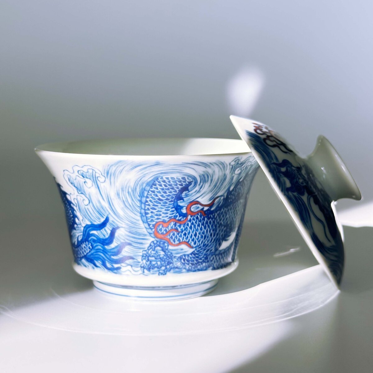 Sea Dragon Overlord Gaiwan