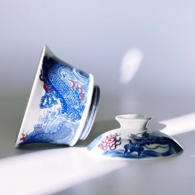 Sea Dragon Overlord Gaiwan