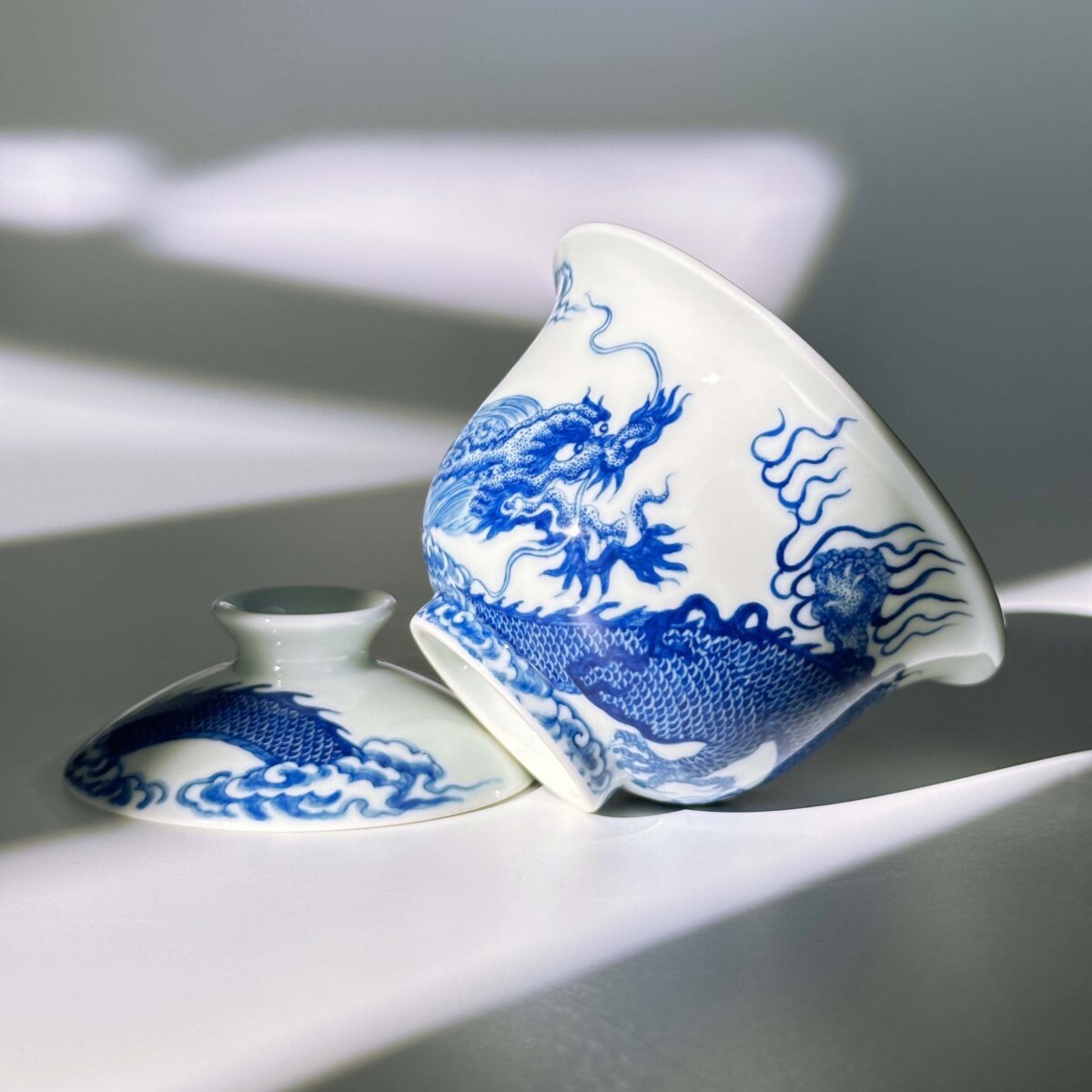 Dragon & Swirling Cloud Gaiwan