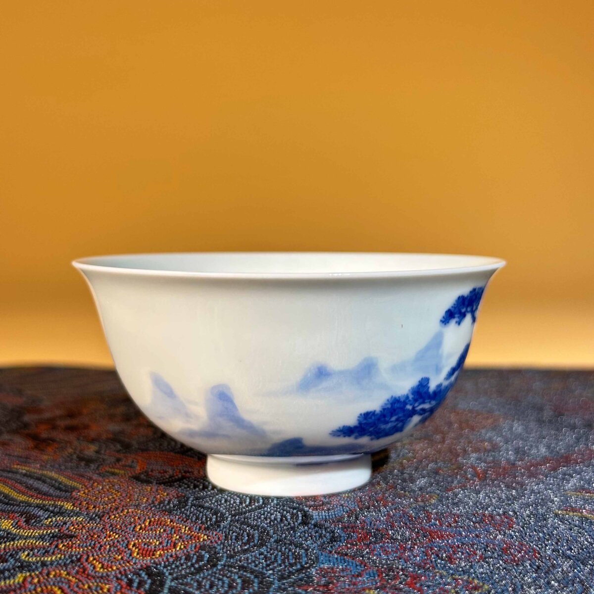 Pine & Mountain Elegant Cup