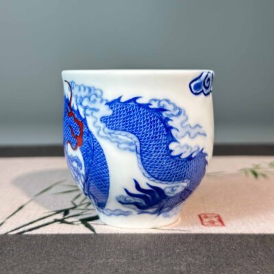 Blue and White Iron Red Dragon Pattern Cup